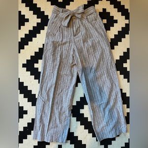 Women’s UNIQLO tie-waist pants | gray & white pin stripes | size S